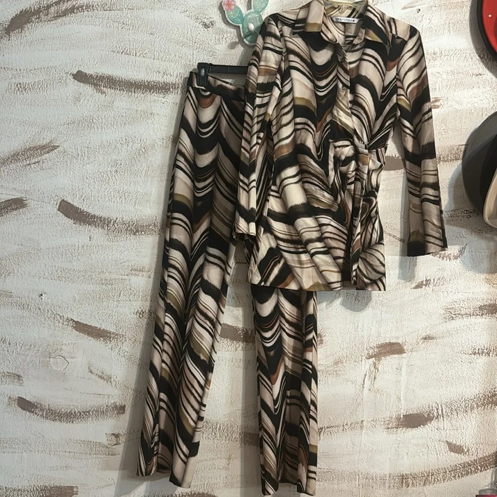 Zara Swirl-Print Wide-Leg Jumpsuit in Black, Cream & Tan - Picture 2 of 11
